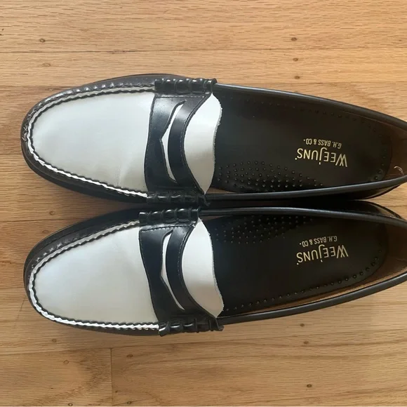 G.H. Bass & Co. | Shoes | Gh Bass Weejuns Twotone Loafers 